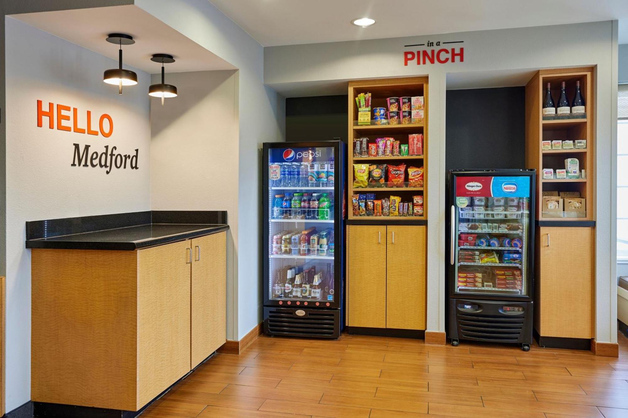 Towneplace Suites Medford Zewnętrze zdjęcie