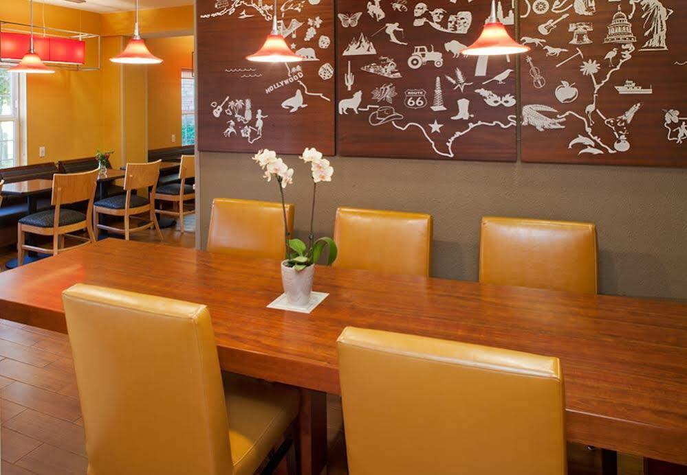 Towneplace Suites Medford Zewnętrze zdjęcie